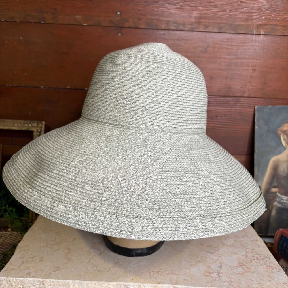 Eric Javits New York Sun Hat Packable Soft Sage Green Color - Picture 7 of 9